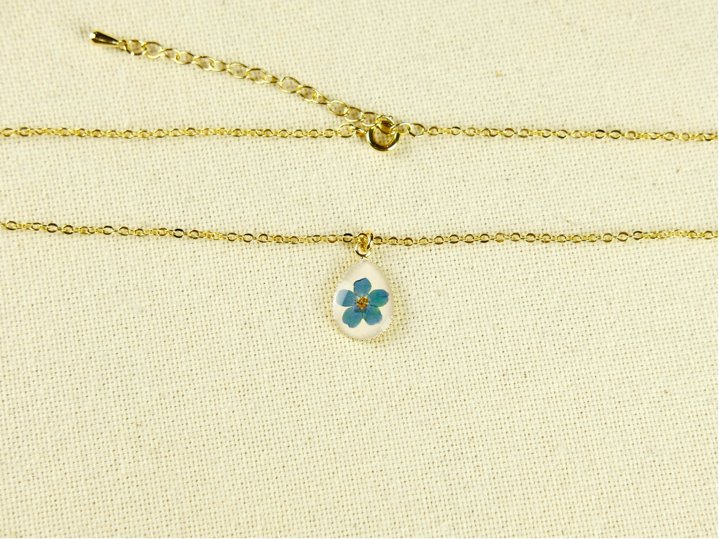Gold Droplet Forget-Me-Not Necklace