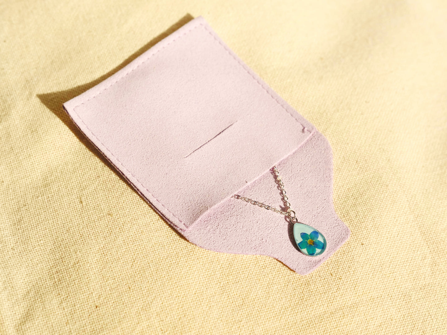 Silver Droplet Forget-Me-Not Necklace