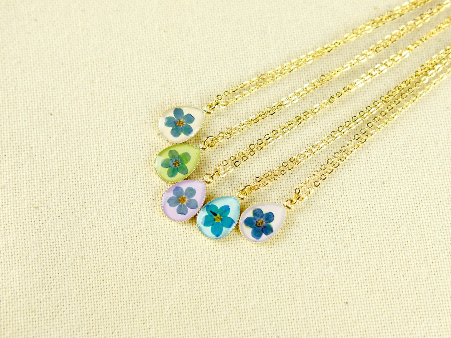 Gold Droplet Forget-Me-Not Necklace
