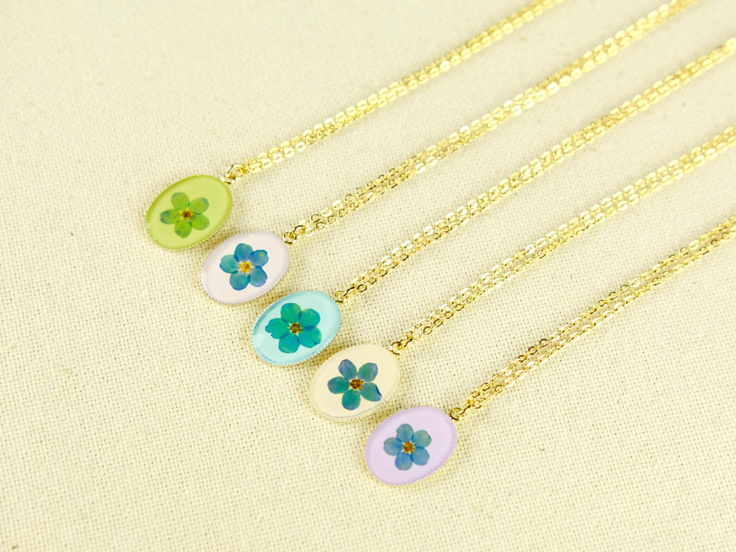 Gold Oval Forget-Me-Not Necklace