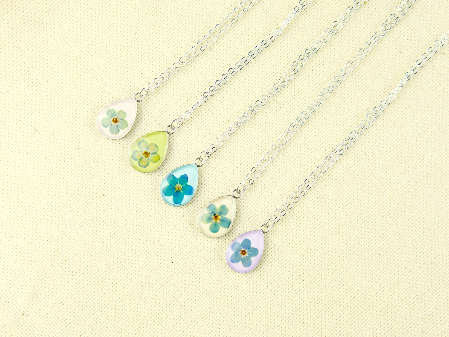 Silver Droplet Forget-Me-Not Necklace